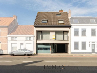 Instapklaar handelshuis met kantoor/appartement met 4slpks/m