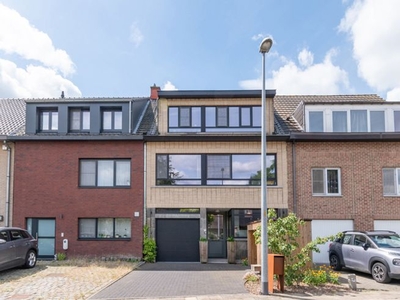 Grote, gezellige woning in een uniek kader aan het water!