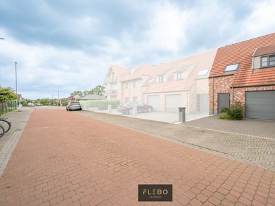 Recente woning met zonnige tuin te Oudenburg