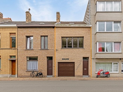 VERZORGDE WONING MET 2 SLPKS, GARAGE & 2 TERRASSEN