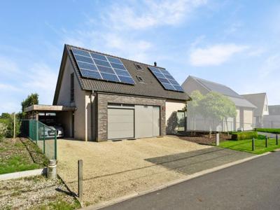 Moderne energiezuinige woning met 4 slaapkamers in Beerst (…