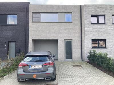 OORDEGEM - Rustig gelegen nieuwbouwwoning