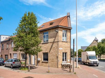 Opbrengsteigendom: duplexappartement en studio in Oostende