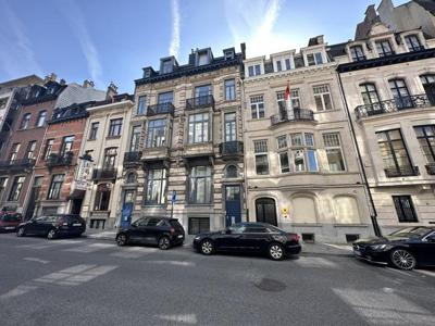 QUARTIER CHATELAIN - LOUISE : STUIDO 26M²