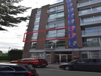 Ruim appartement met veel lichtinval