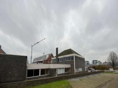 Site van 2 aaneen palende handelsruimtes Hasselt