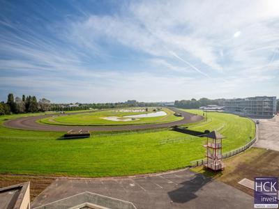 WAREGEM - Vernieuwd app. met 1 SLPK en PRACHTIG ZICHT op Hi