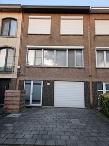 Energiezuinige bel-etage woning met extra garage