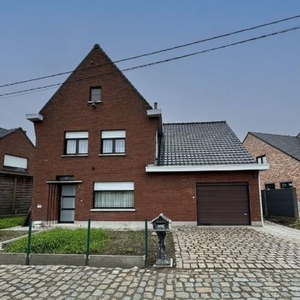 Ruime alleenstaande woning in Torhout