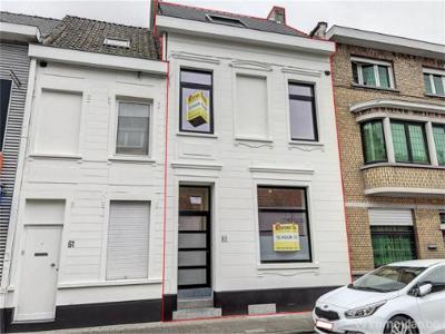 Diksmuidsesteenweg 63, 8800 Roeselare