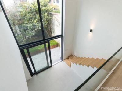 Rue albert en marie-Louise servais-Kinet 44, 1200 Sint-Lambrechts-Woluwe