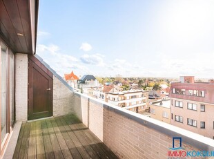 Ruim penthouse met 3 slaapkamers en 2 terrassen in de Str...