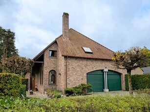 TIJDLOZE VILLA OP 22A43CA MET 4 SLK EN 4 BADK NABIJ CENTR...