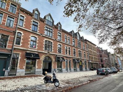 Antwerpen-Zuid - Vlaamsekaai 35 - Kantoor te huur van 318 m²