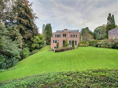 Prachtig penthouse met 6 slaapkamers - Hougoumont