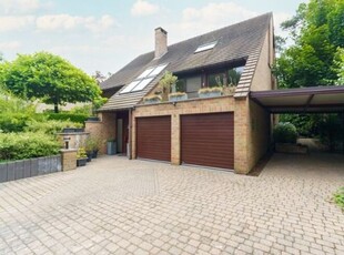 Fantastisch gelegen villa op 10a20ca te Rotselaar