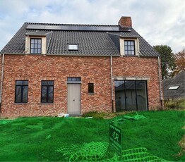 Nieuwbouw landelijk gelegen woning