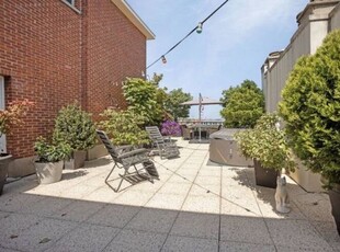 Penthouse met riant dakterras (70 m²) te koop in Antwerpen