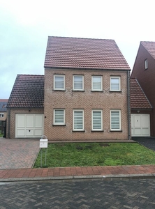 Driegevelwoning te huur gelegen in Steenokkerzeel.