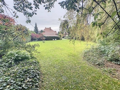 Villa met mooie grote zuidgerichte tuin op 18are95