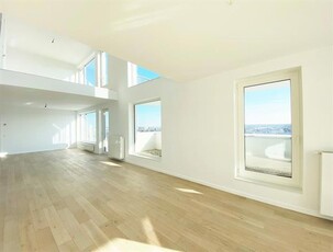 NEW ! MAGNIFIQUE PENTHOUSE NEUF 4 CHAMBRE + 3 TERRASSES