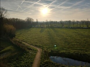 Nieuwbouw penthouse met uitzicht op de Moervaartvallei!