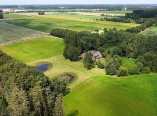 Unieke, rustig gelegen villa op royaal perceel met veelzijd…