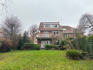 WEZEMBEEK-OPPEM, MAISON (5ch/2sdb/douche) 3 façades-230m²-ja