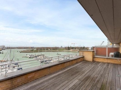 Exclusieve penthouse met prachtig zicht op de jachthaven