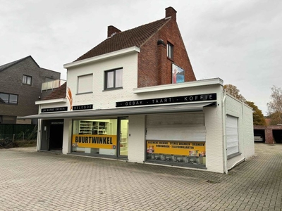 HANDELSPAND + WOONST - 905 m² - 3 SLAAPKAMERS - MEERHOUT