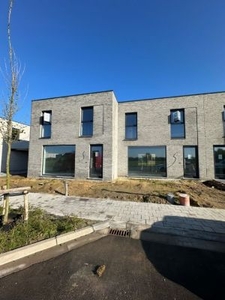 Moderne nieuwbouwwoning gelegen in Rumbeke