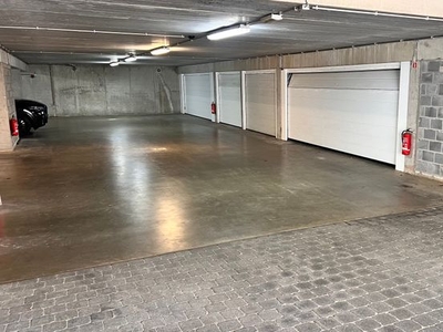 Droge en veilige garagebox in het hart van Brasschaat