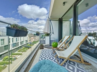 PEB : B- Penthouse 2bed met terras - West