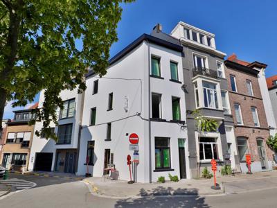 Gerenoveerde studio's in centrum Gent met zicht op Leie