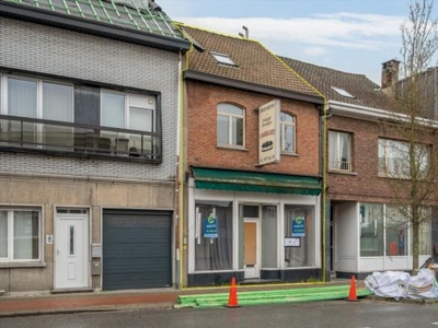 Sint-Bernardsesteenweg 13, 2620 Hemiksem