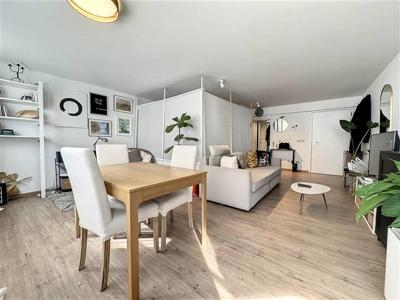 Studio non meublé de +/- 52m²