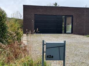 Energiezuinig wonen met directe toegang tot de natuur.