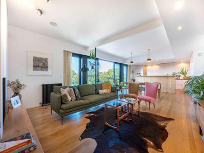 Hip penthouse in hartje Beveren