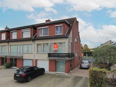 Instapklare halfopen woning in het hartje van Kruibeke!