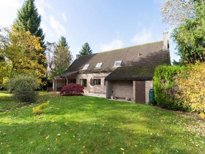 Lasne - Ransbeck Center : Villa (4SLPK/2BADK/SDD/Bureau)