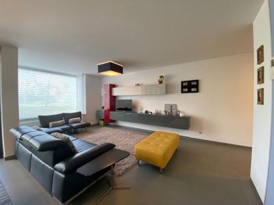 Luxueus appartement met 3 slaapkamers, 2 badkamers, 2 ter...