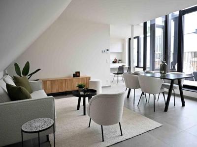 Penthouse met terras in authentiek gebouw in centrum Gent