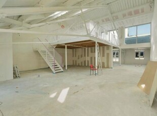 ANTWERPEN - Unieke duplex loft