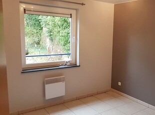 App 90 m², 2 slaapk, inger keuken, parkeerpl, nabij station