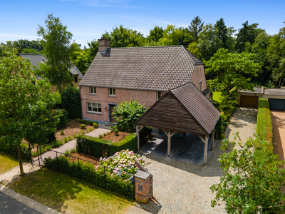 LANDELIJKE, ENERGIEZUINIGE VILLA MET ZUIDWEST TUIN