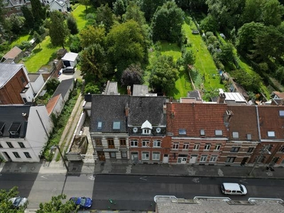 Ideale locatie - Te renoveren gebouw voor gemengd gebruik