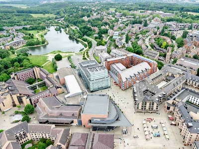 Overdekte parking in het centrume van LLN