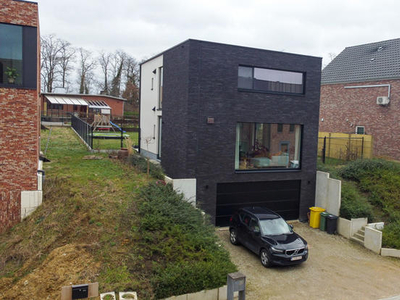 Recente energiezuinige villa met 3 slpks te Lubbeek