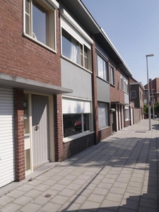 Rijwoning met tuintje te Deinze- BEZOEKMOMENT VOLZET