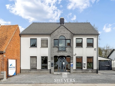 Uitzonderlijke opbrengsteigendom met duplex-appartement en